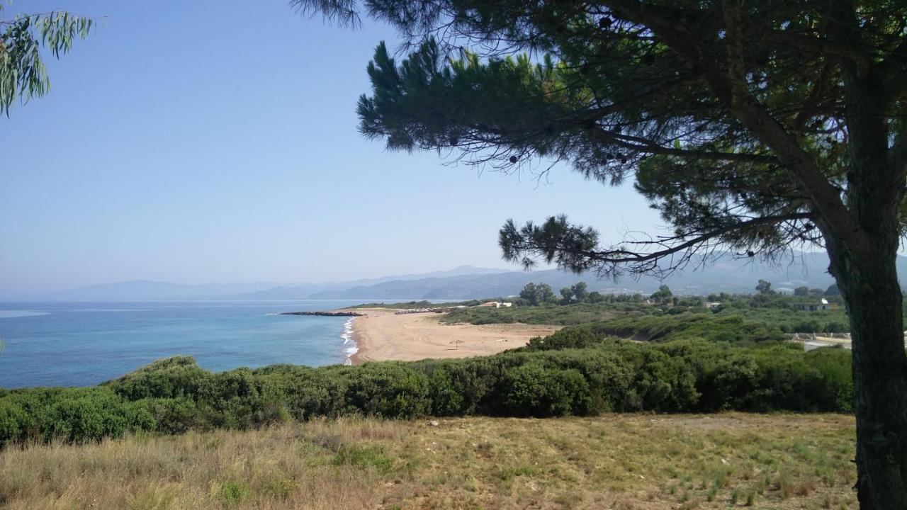 Tzanetos Seaside Villa Кипарисия Екстериор снимка
