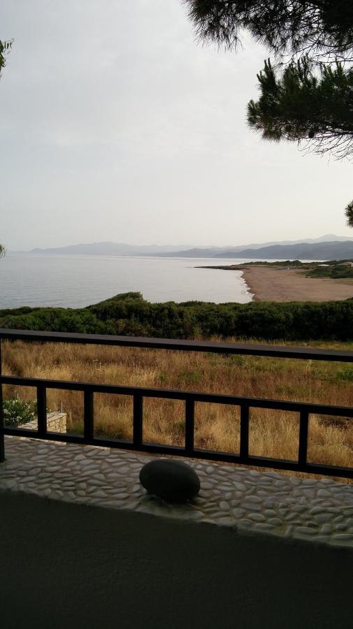 Tzanetos Seaside Villa Кипарисия Екстериор снимка