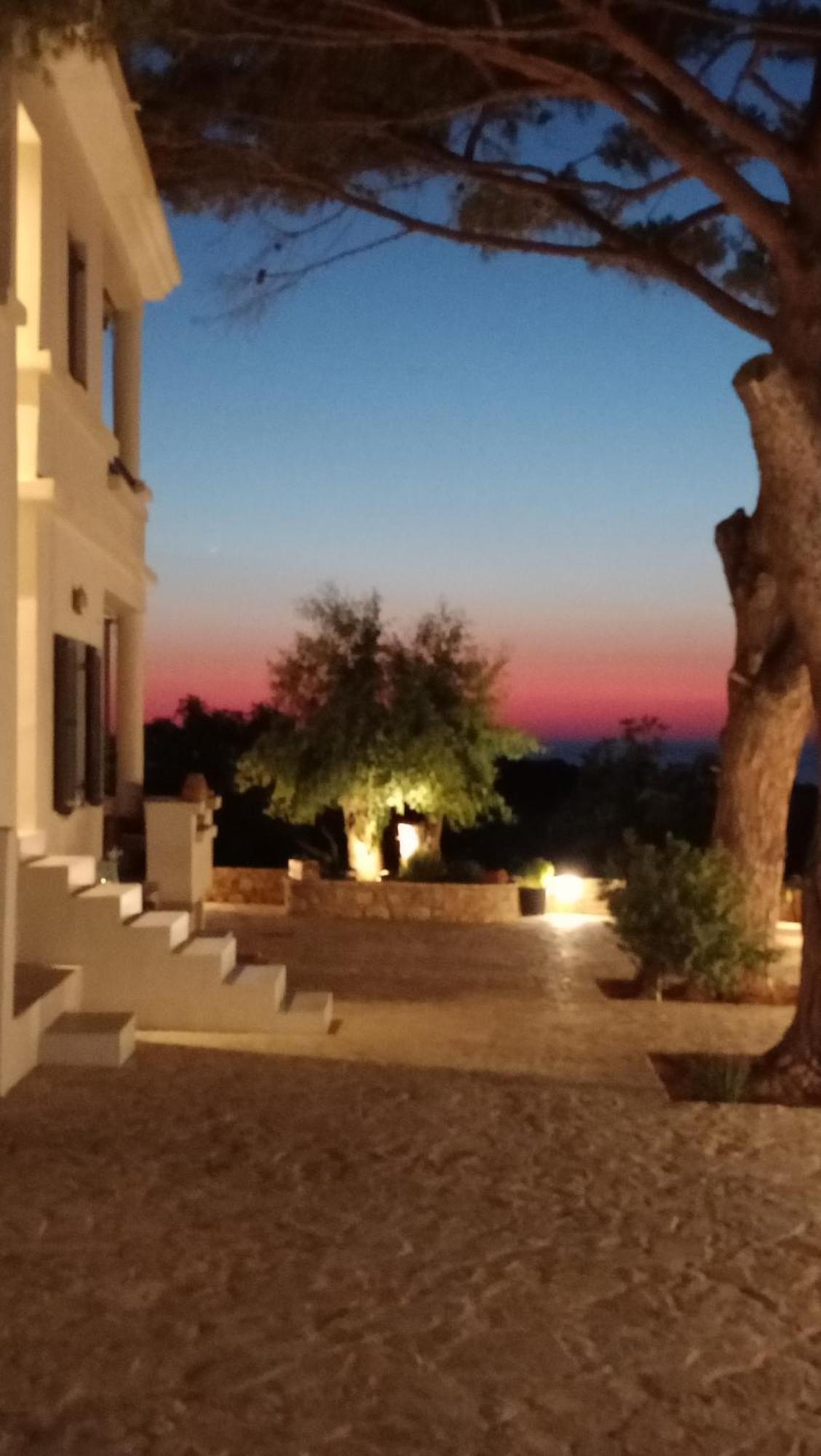 Tzanetos Seaside Villa Кипарисия Екстериор снимка