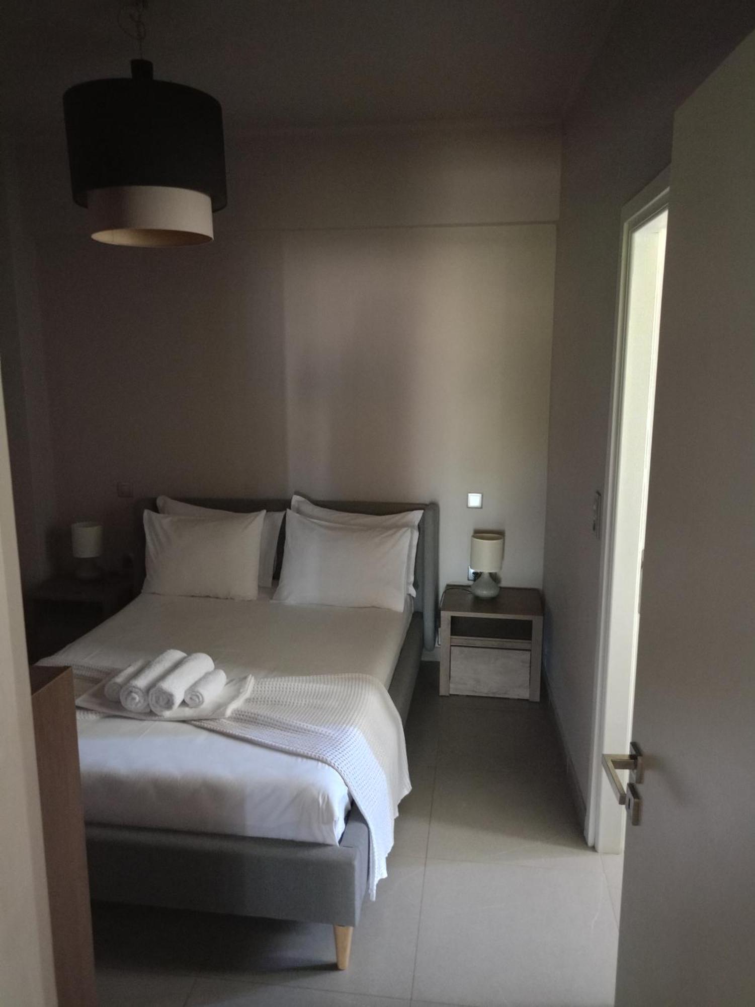 Tzanetos Seaside Villa Кипарисия Екстериор снимка